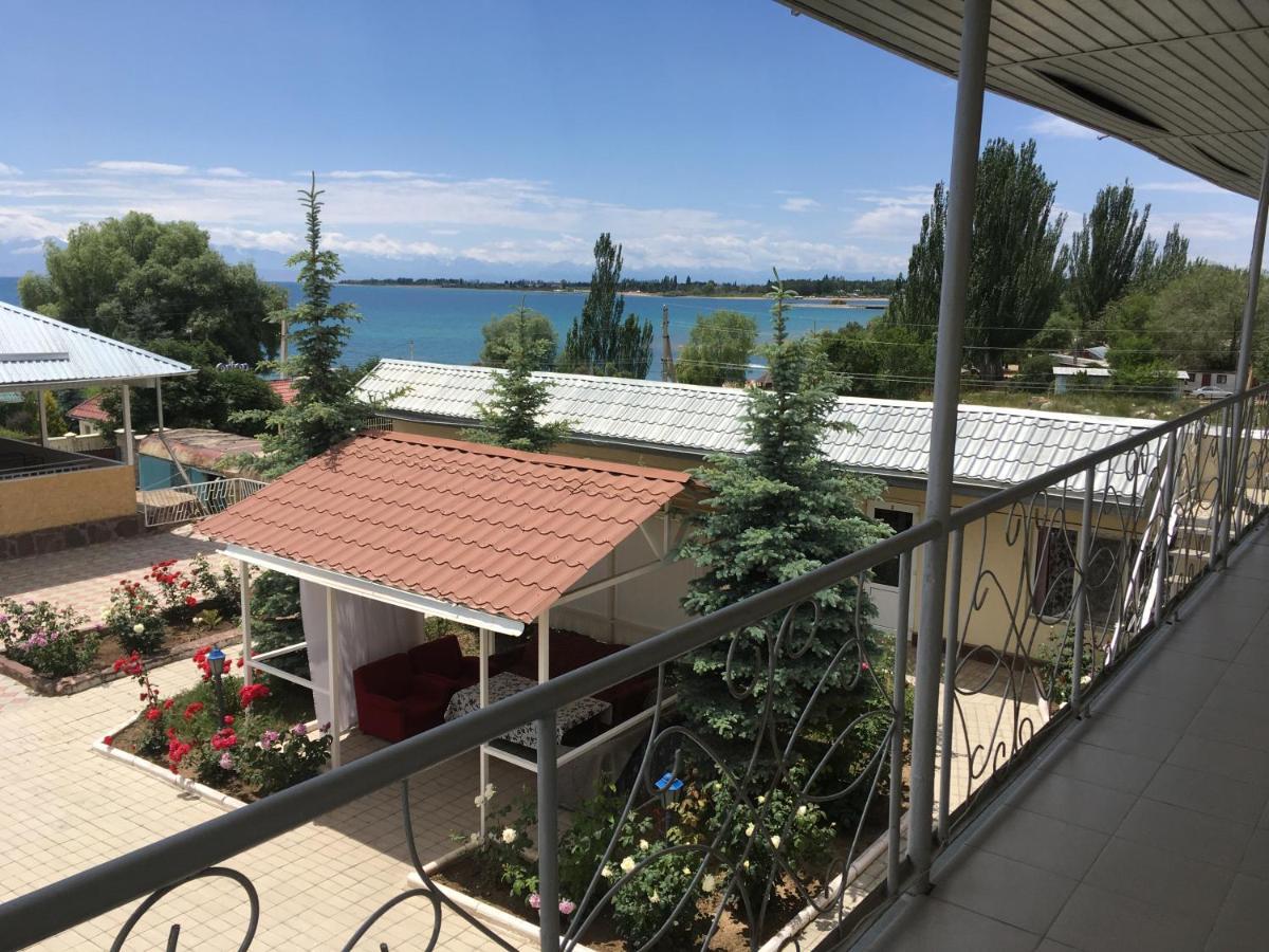 Эдем Hotel Чолпон-Ата Екстериор снимка