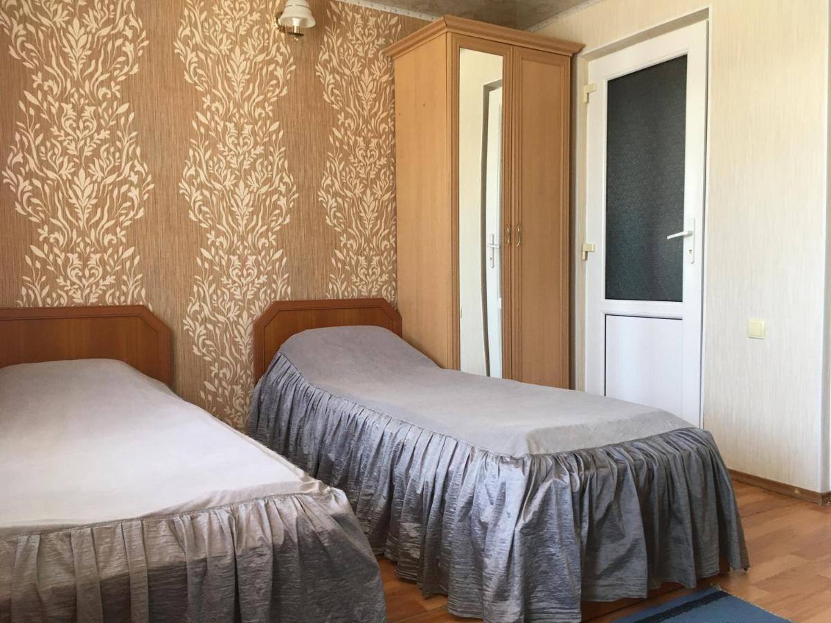 Эдем Hotel Чолпон-Ата Екстериор снимка
