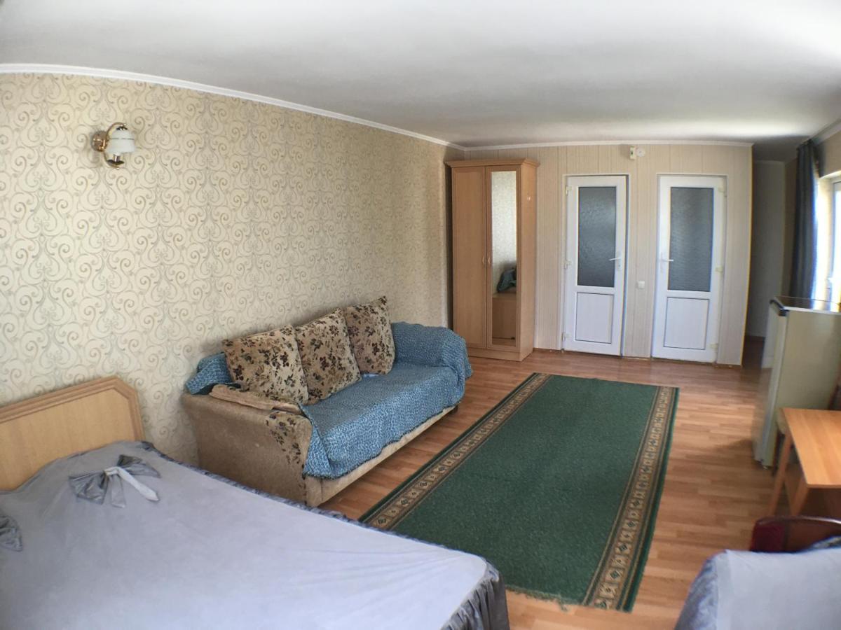 Эдем Hotel Чолпон-Ата Екстериор снимка
