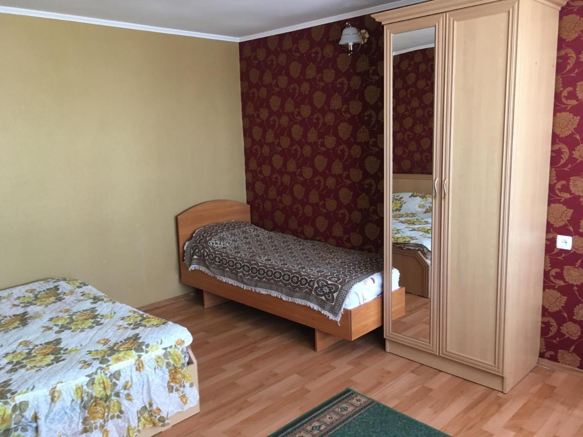 Эдем Hotel Чолпон-Ата Екстериор снимка