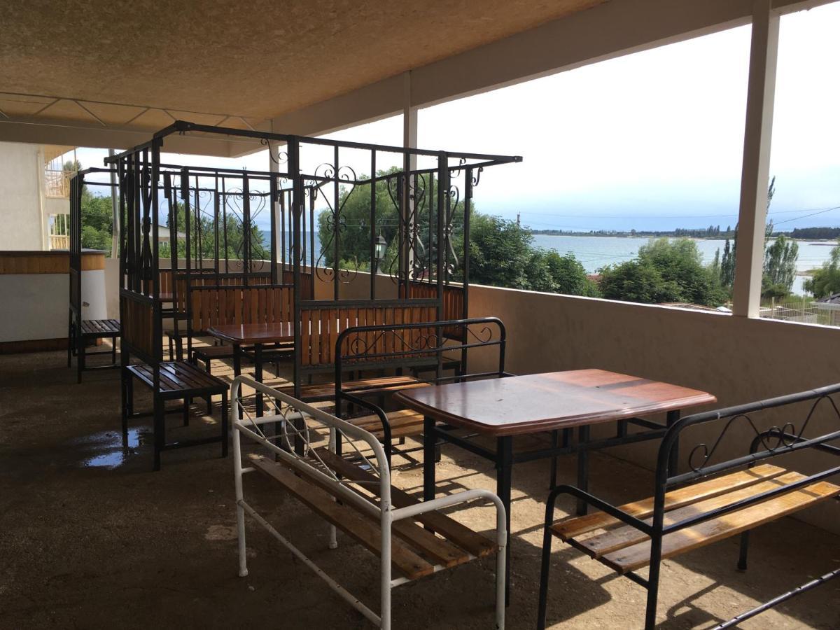 Эдем Hotel Чолпон-Ата Екстериор снимка