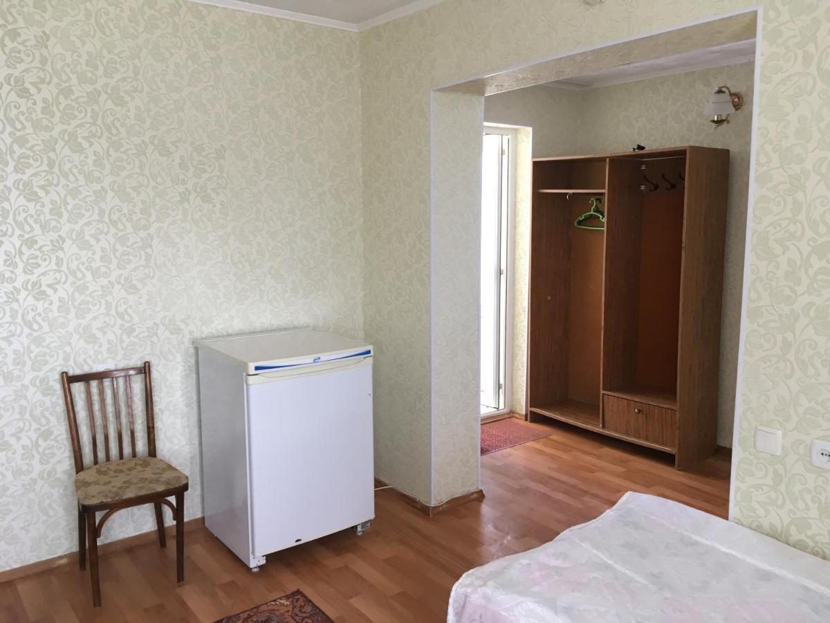 Эдем Hotel Чолпон-Ата Екстериор снимка